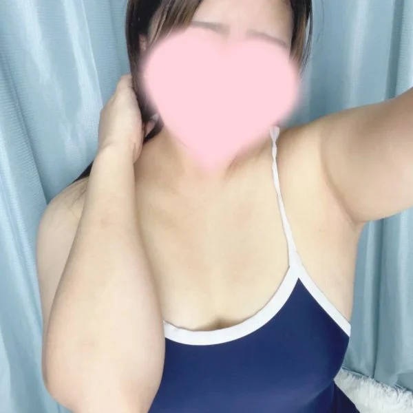 金晩☺️