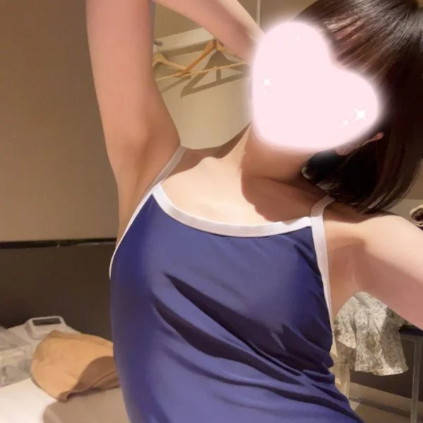 14時から出勤してるよ🍓🎀
