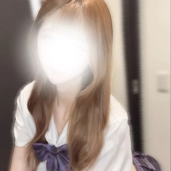 今日は🩷14-22時🩷️で駅前にいます😊
