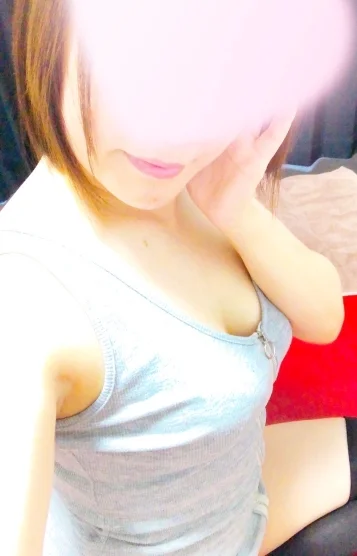 八木まみ