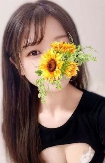 華本かれん
