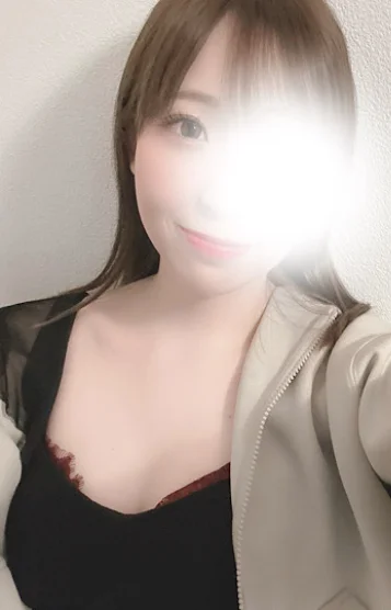 白咲かれん