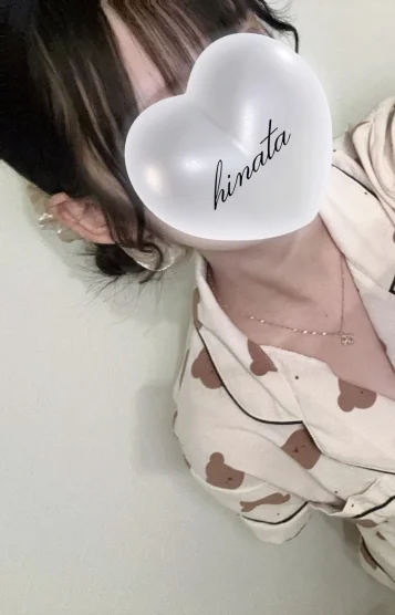 容姿端麗彼女　ひなた