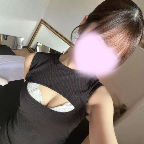 10時～15時出勤してます♥