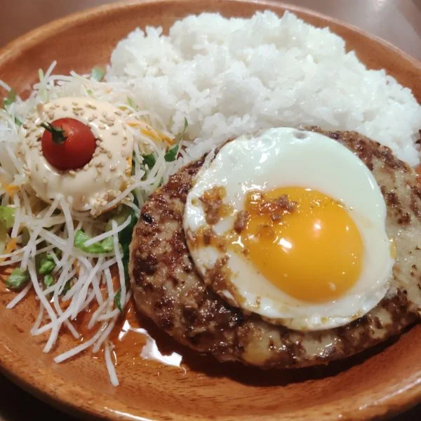 出勤です✨びっくりドンキー寄りました💕