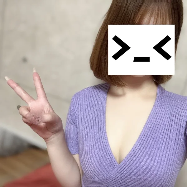8月