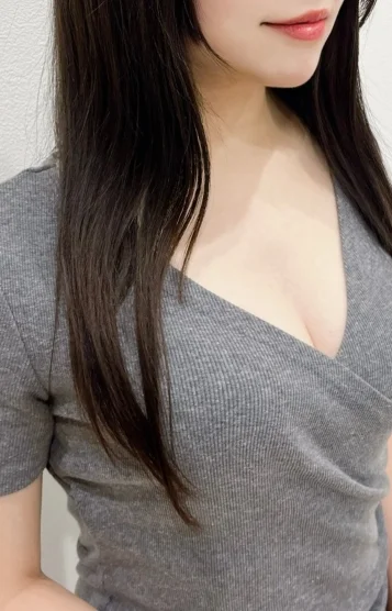 りり✨新人