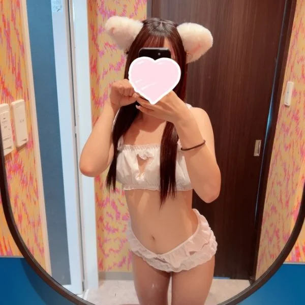 (∩'-'⊂)ｼｭｯ