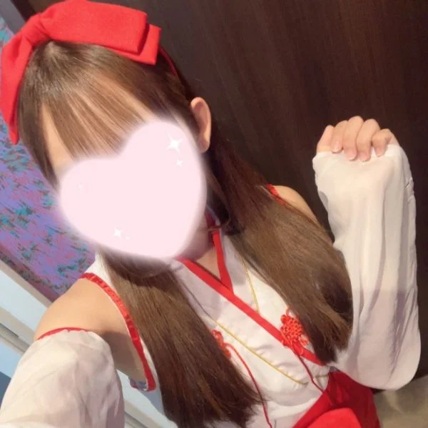 眼帯だよ〜😭