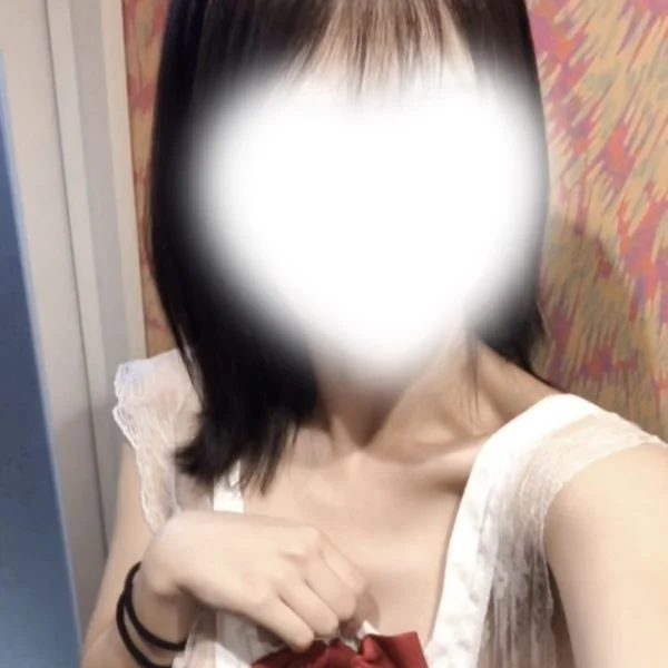 しおな参上🎀。・゚
