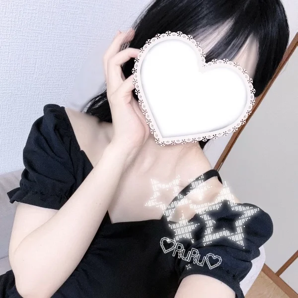 (๑o̴̶̷᷄﹏o̴̶̷̥᷅๑)