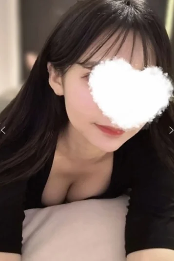 天塚ゆい