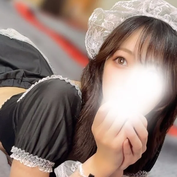 【伊澄 ゆりな】