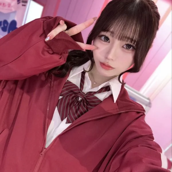 【弓木 みやび】