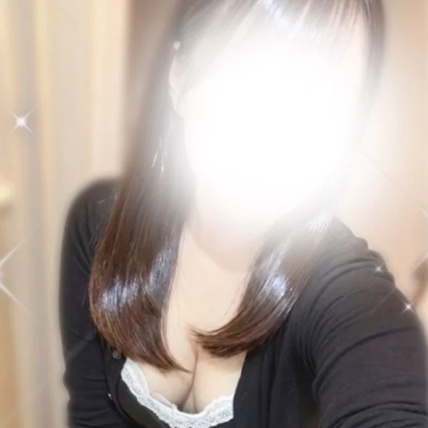 「今日ヒマ？」って一言だけで嬉しくなっちゃうタイプです🥺