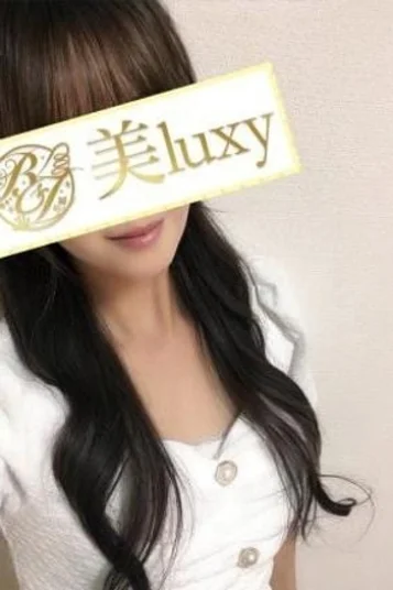 叶もえ