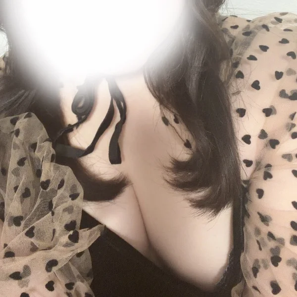 21時までいますっ😌🩷