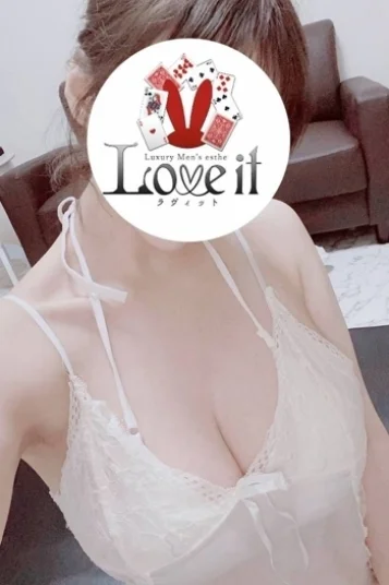 藤咲れい