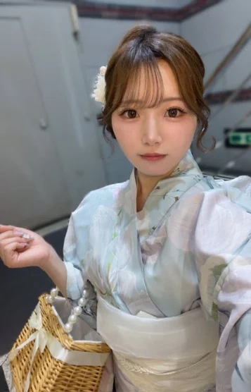 星乃ゆら