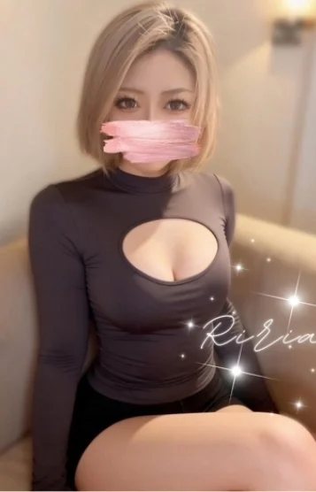 藤咲りりあ