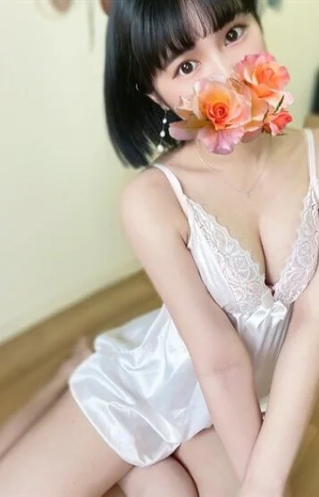 高倉あい