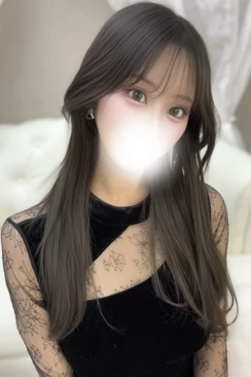 美月サナ