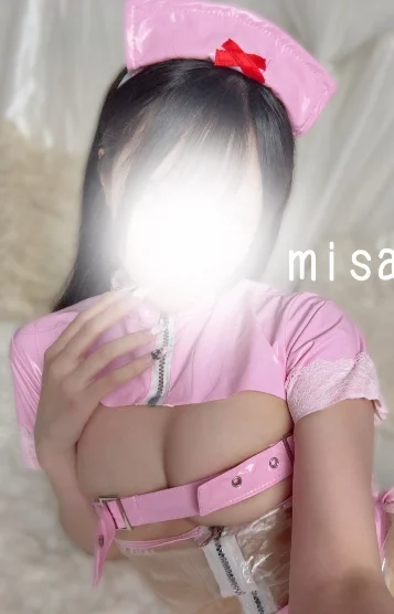 みさ