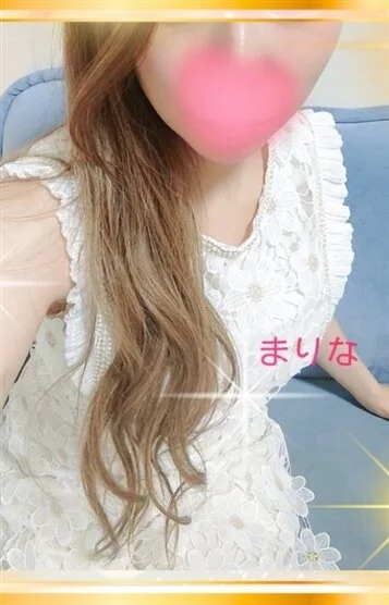 青山 まりな