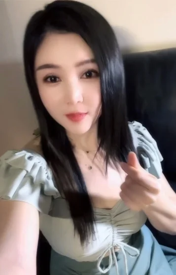 あや