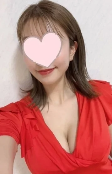 白咲ゆあ