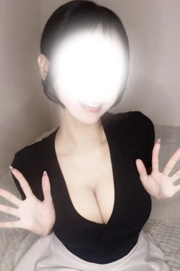 百瀬 りりあ