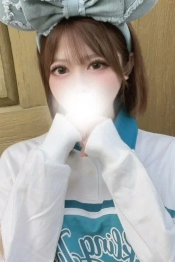 倉持えな