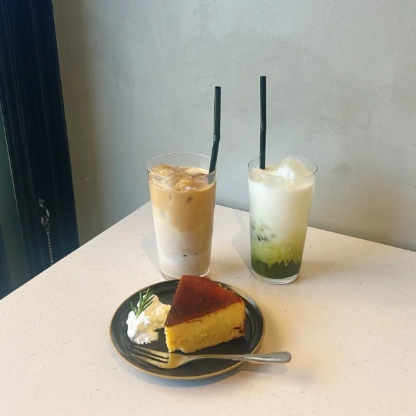 カフェ巡りハマってるの🥰💕