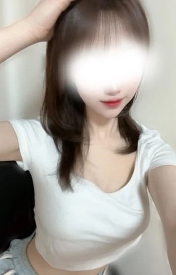 月（るな）-P