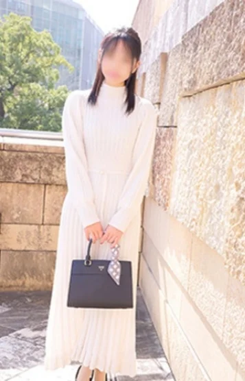 小林かなえ