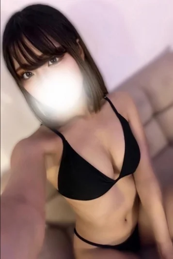 有村　ここね