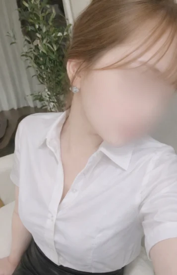 根本 莉愛