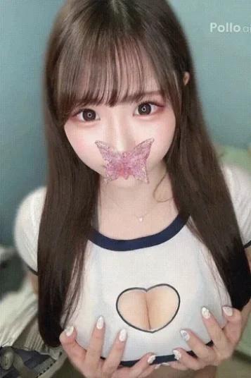葉月まお
