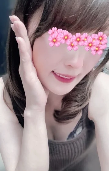 あいな