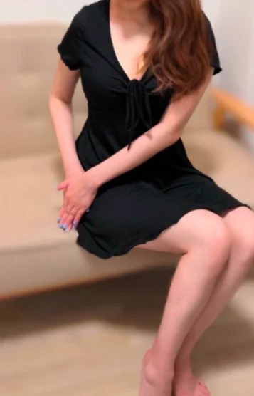 エミ
