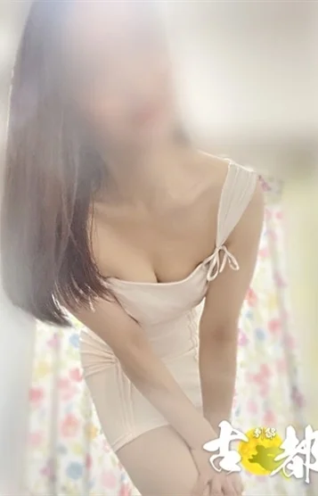 夏目　莉子