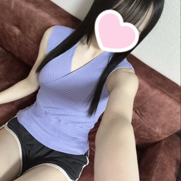 はじめまして( ‘-^ )b