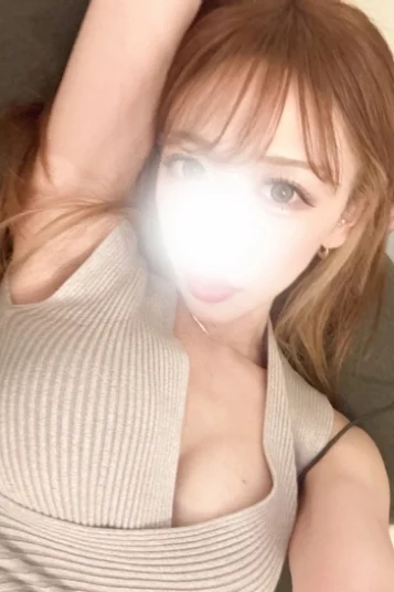関 麗華