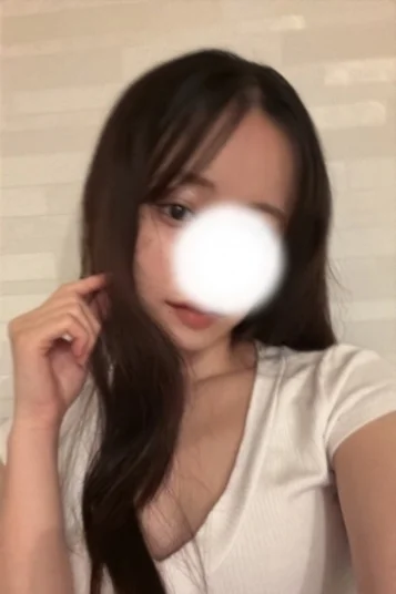 愛須まなみ