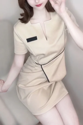 皆川　茜