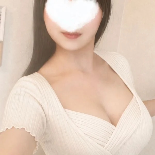 本日13(土曜)14-22時に出勤します(ˆ꜆ . ̫ .