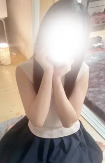 にこ