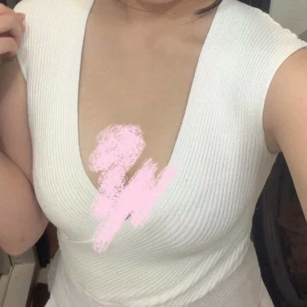 なおです❣️本日出勤してます🍓