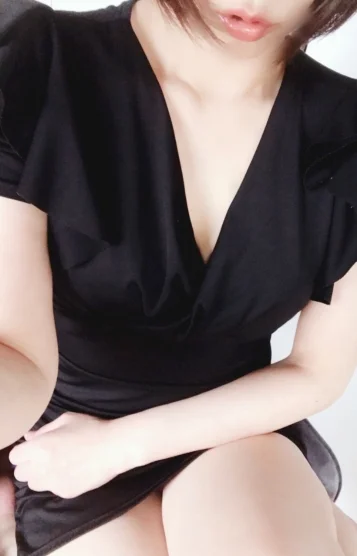 夢乃ここみ
