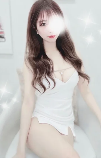 夢咲 ひな